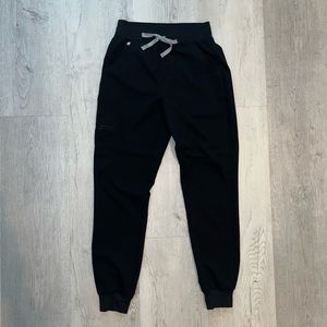FIGS high waisted black jogger scrubs